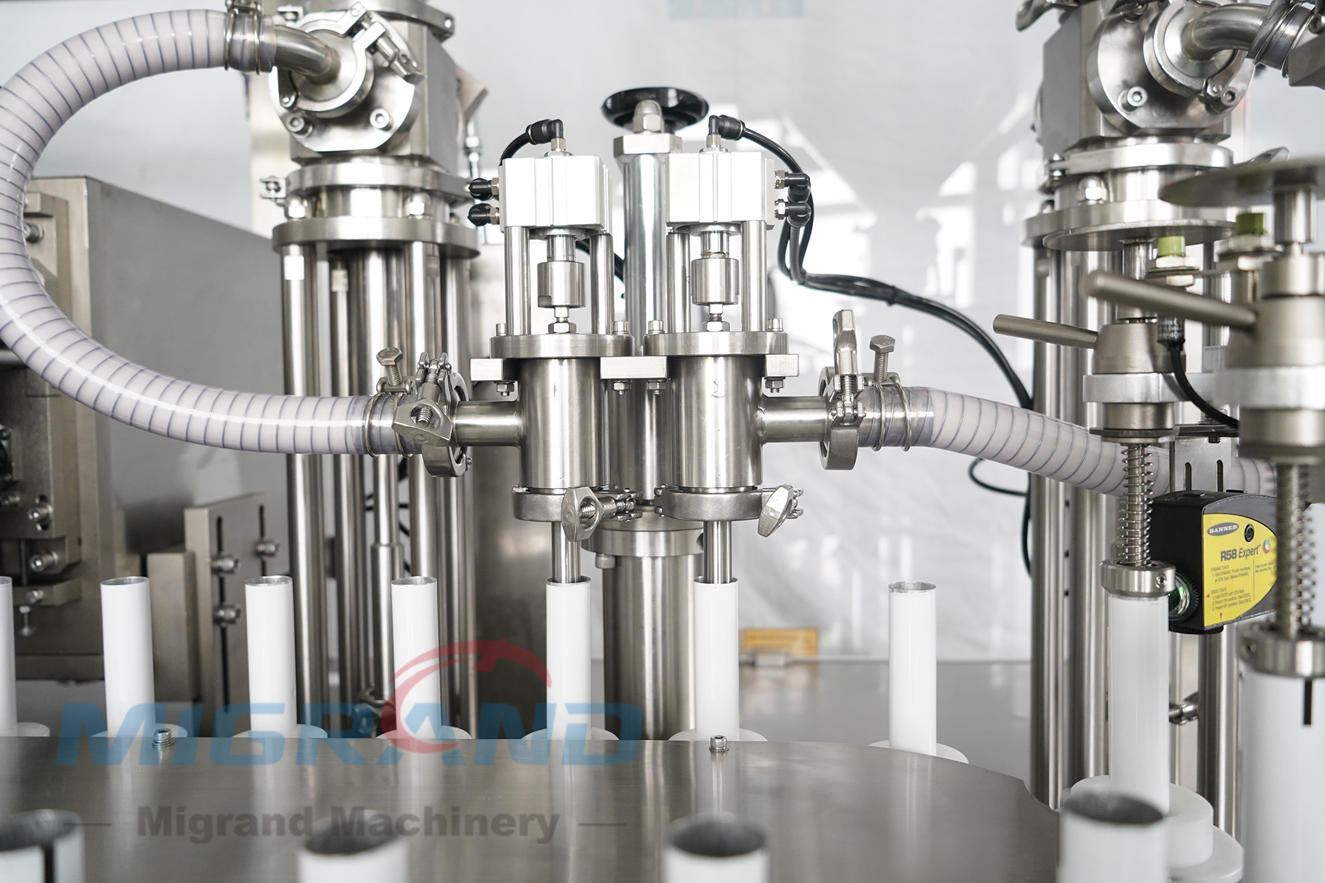 GD-150 Filling heads-1 GD-150 Capete de umplere-1