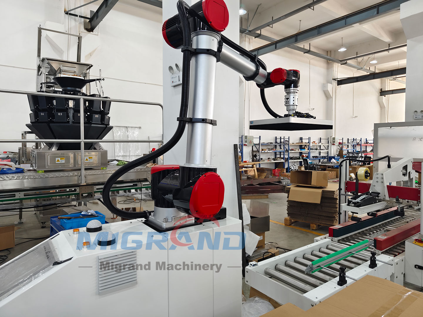 Stivuire-manipulator