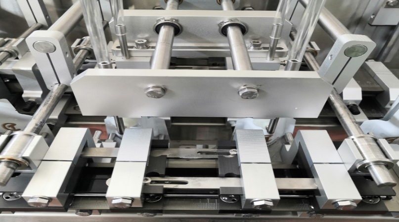 Personalizați designul de deschidere a pungii auxiliare pentru a asigura rata de succes a deschiderii sacului辅助开袋，确保开袋成功率