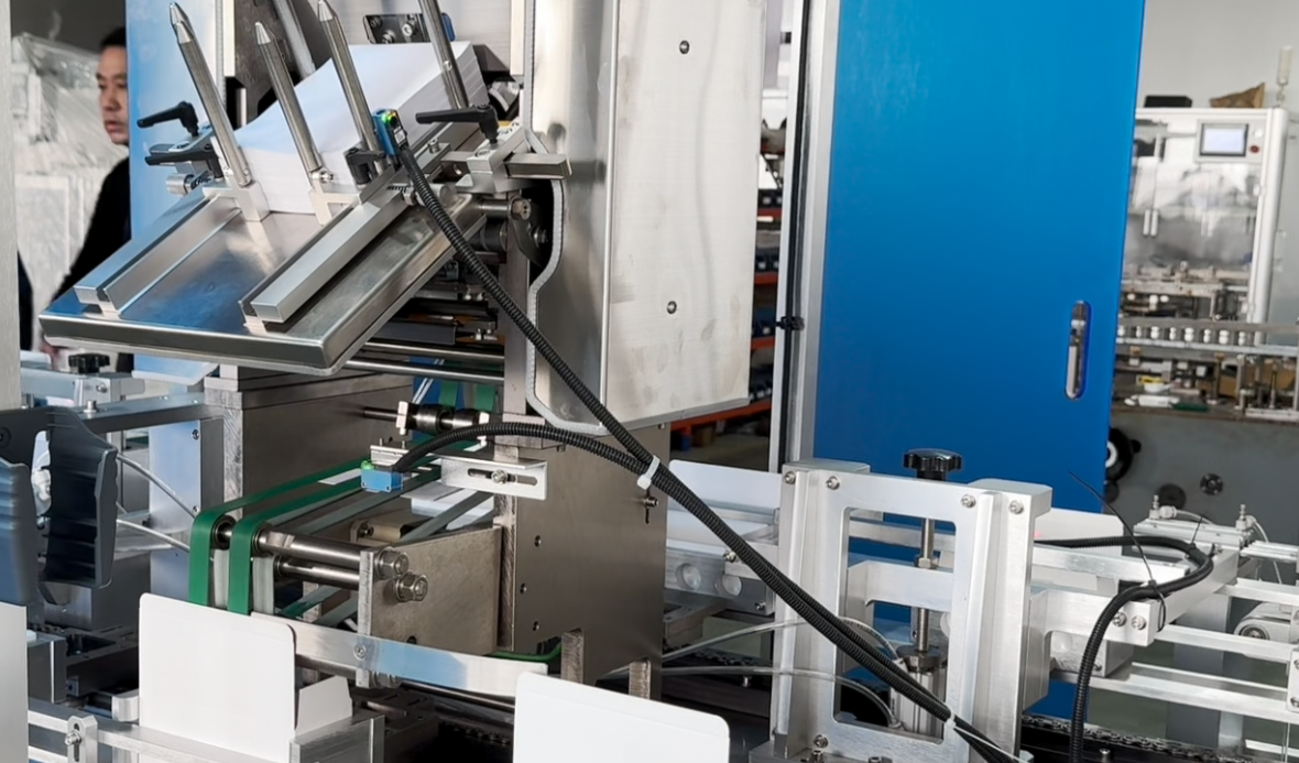 Instrucțiuni de pliere și mecanism de transport